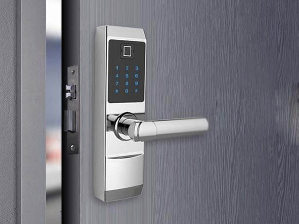 南充24小时上门开锁公司