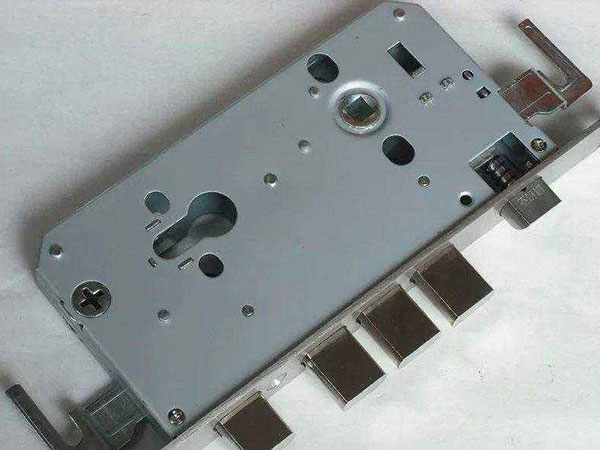 南充24小时上门开锁公司