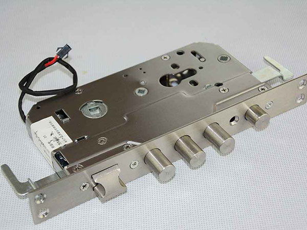 南充24小时上门开锁公司